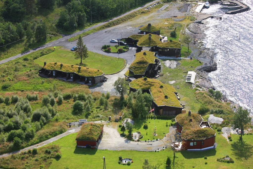 Brekkestranda Fjordhotel Brekke  المظهر الخارجي الصورة