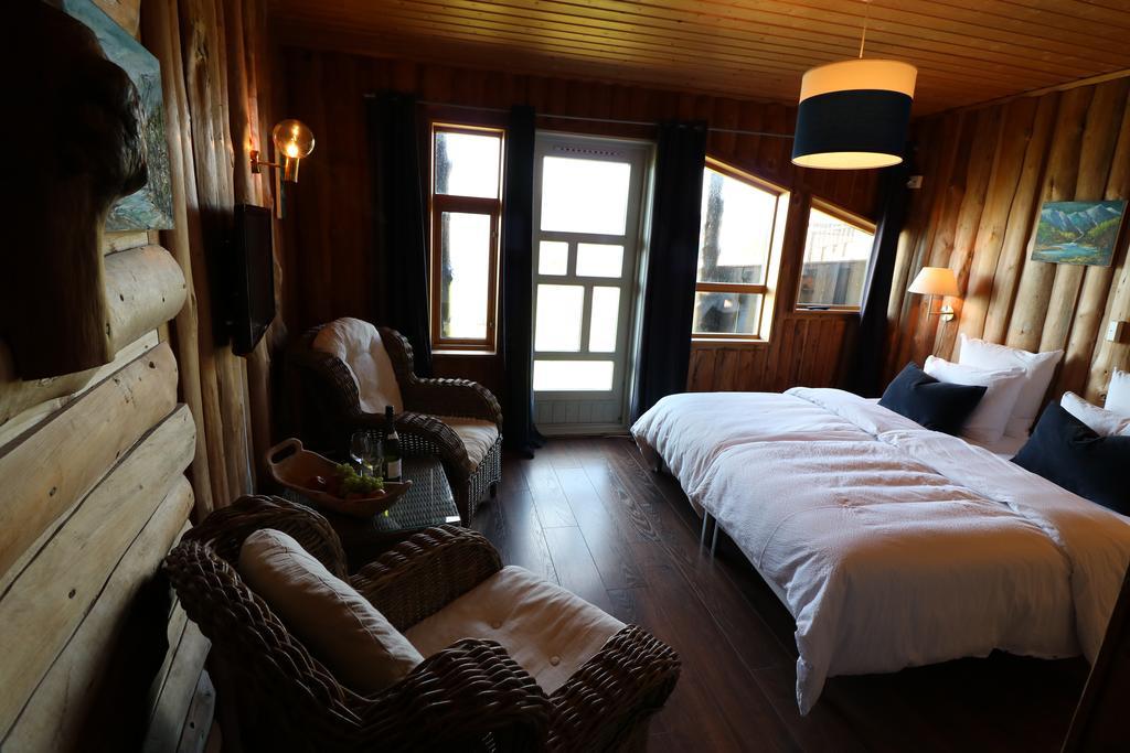 Brekkestranda Fjordhotel Brekke  المظهر الخارجي الصورة