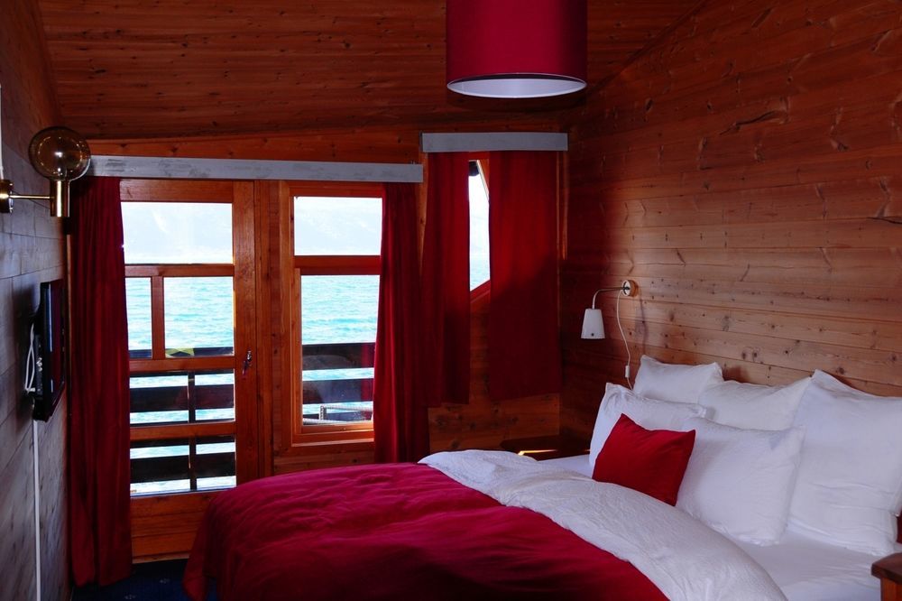 Brekkestranda Fjordhotel Brekke  المظهر الخارجي الصورة