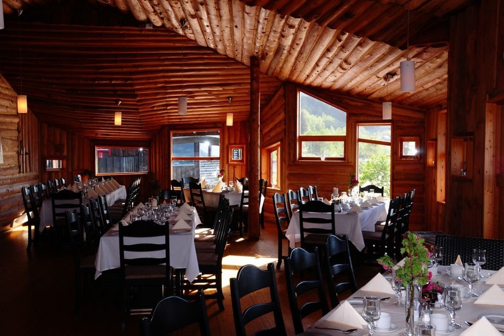 Brekkestranda Fjordhotel Brekke  المظهر الخارجي الصورة