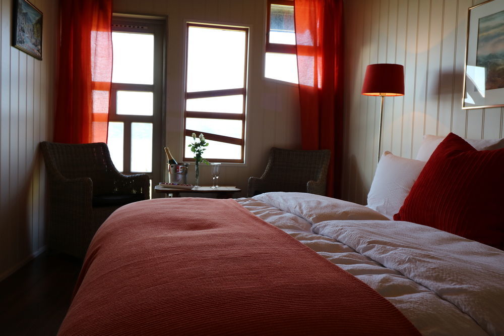 Brekkestranda Fjordhotel Brekke  المظهر الخارجي الصورة